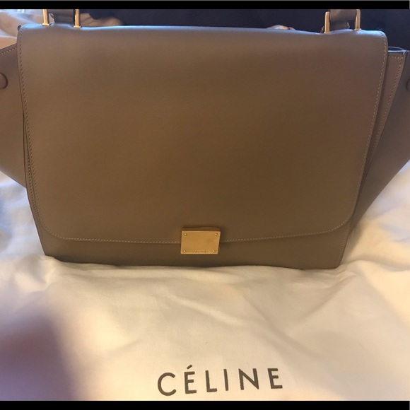 Worn twice in excellent condition. - Picture 1 of 3